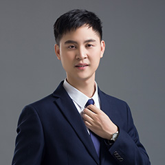 李成龙