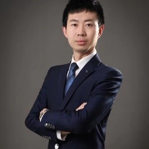 李栋